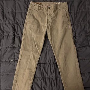 Zara khakis